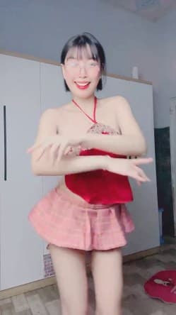 Clip Như Ý 2k2 Show YYLive tâm hồn to tròn trắng mịn